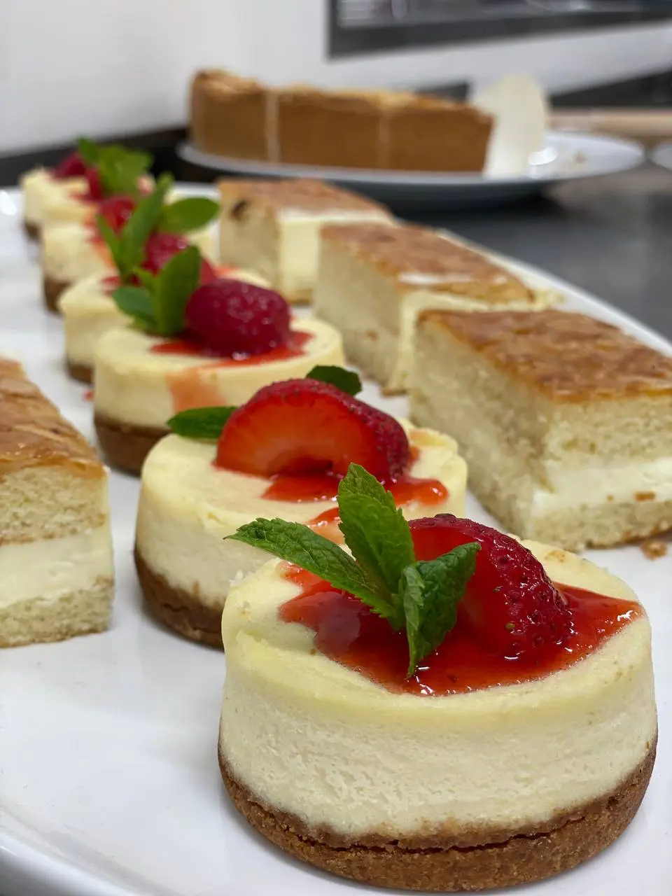 Mini Käsekuchen Mit Erdbeere Catering